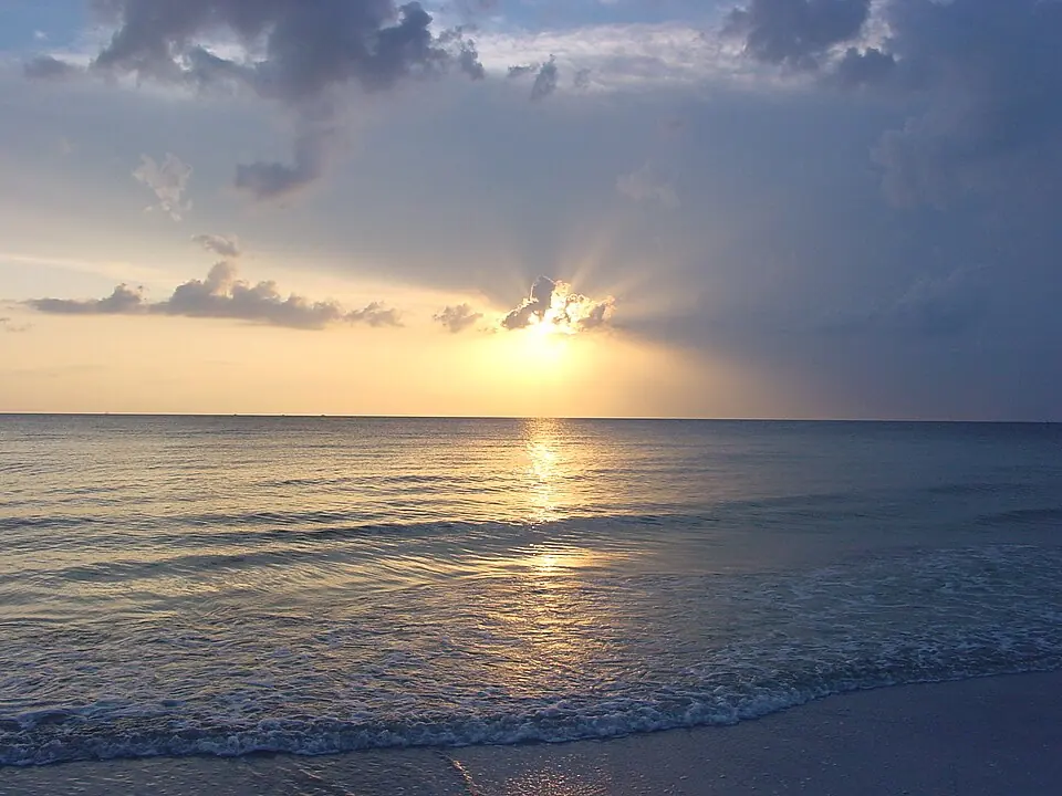 Fort De Soto North Beach Fishing: Where to Set Up