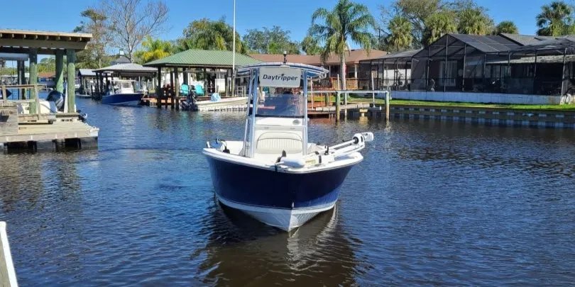 Daytripper center console docked on a Jacksonville waterway