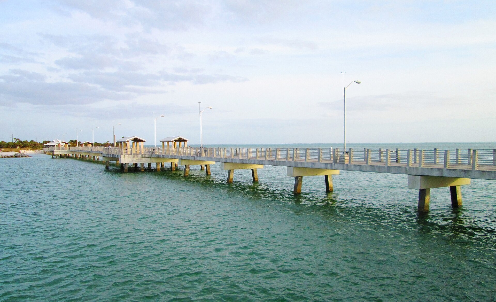 Gulf fishing pier at Fort De Soto Park in January 2018 before later storm repairs