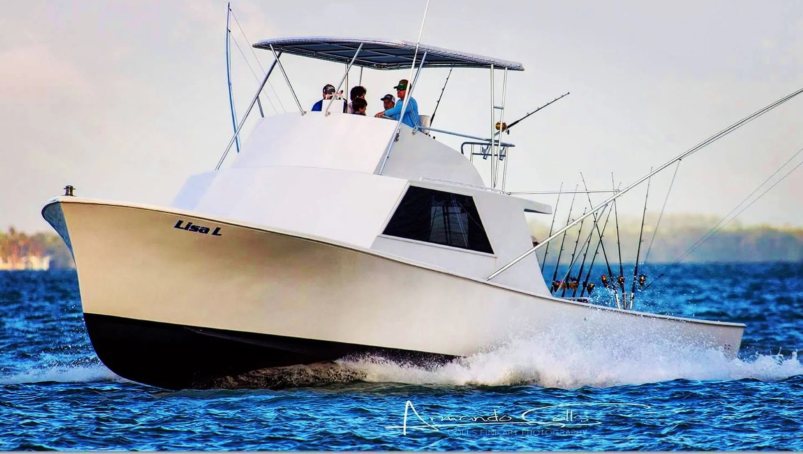 Lisa L fishing boat underway in Miami