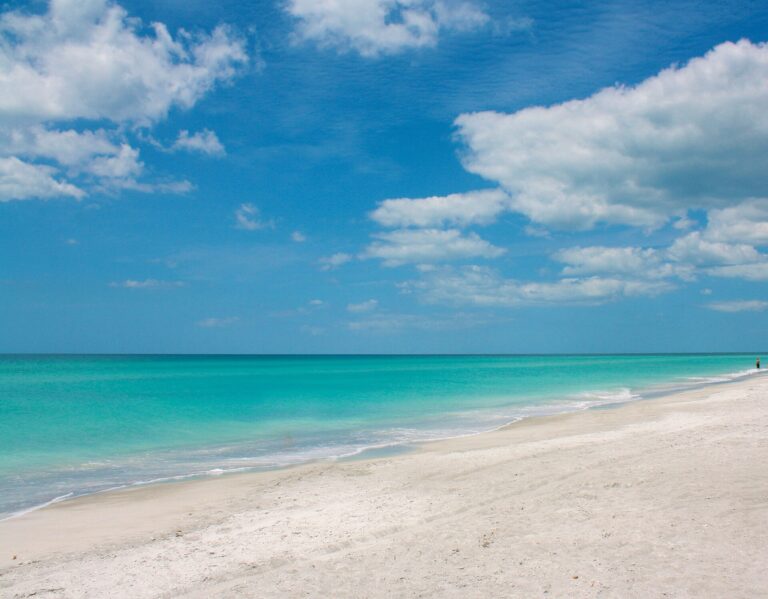 White sand and turquoise Gulf water at Longboat Key in February 2016