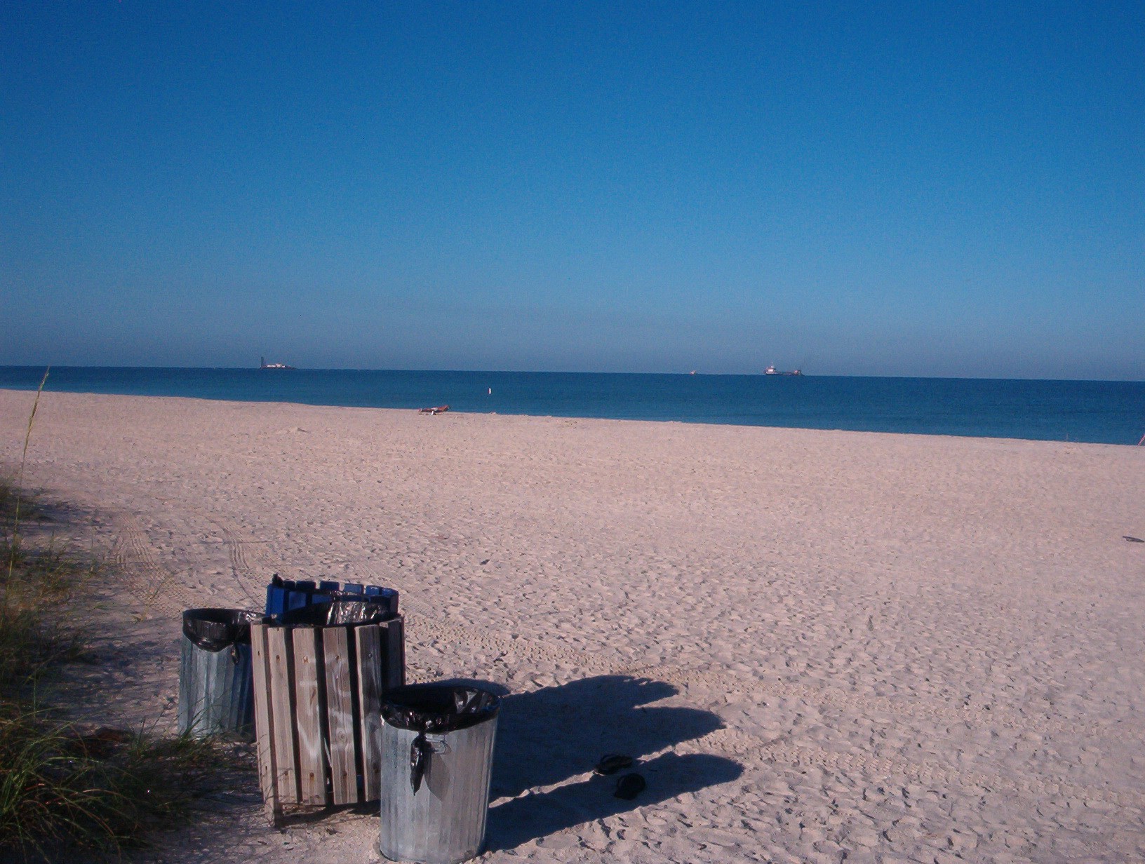 Sandy Gulf shoreline at Nokomis Beach