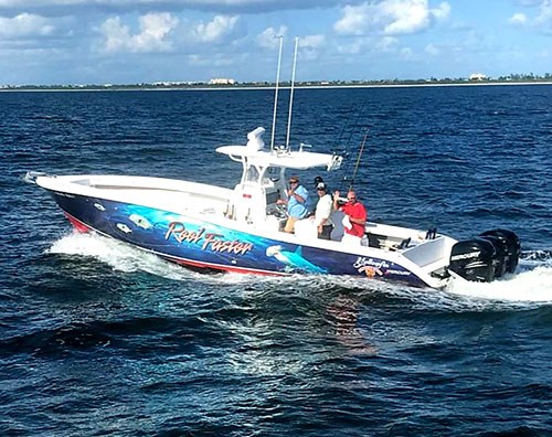 Sunshine Tours Reel Faster center console boat underway